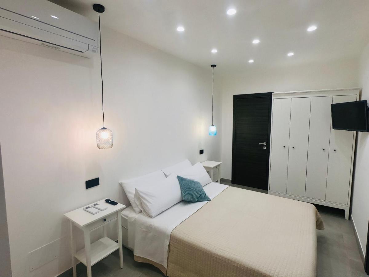 Bed and Breakfast Flavia'S Lemons Sorrento Esterno foto